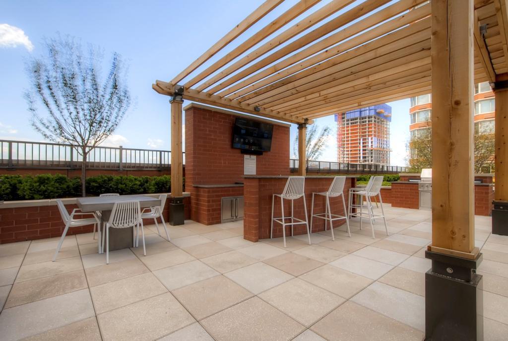 Bluebird Suites In Jersey City Eksteriør bilde